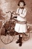 Young-Hillary-Clinton-with-her-Bike--106644.jpg
