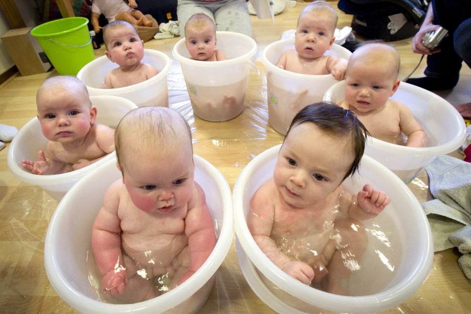 water_baby_01.jpg