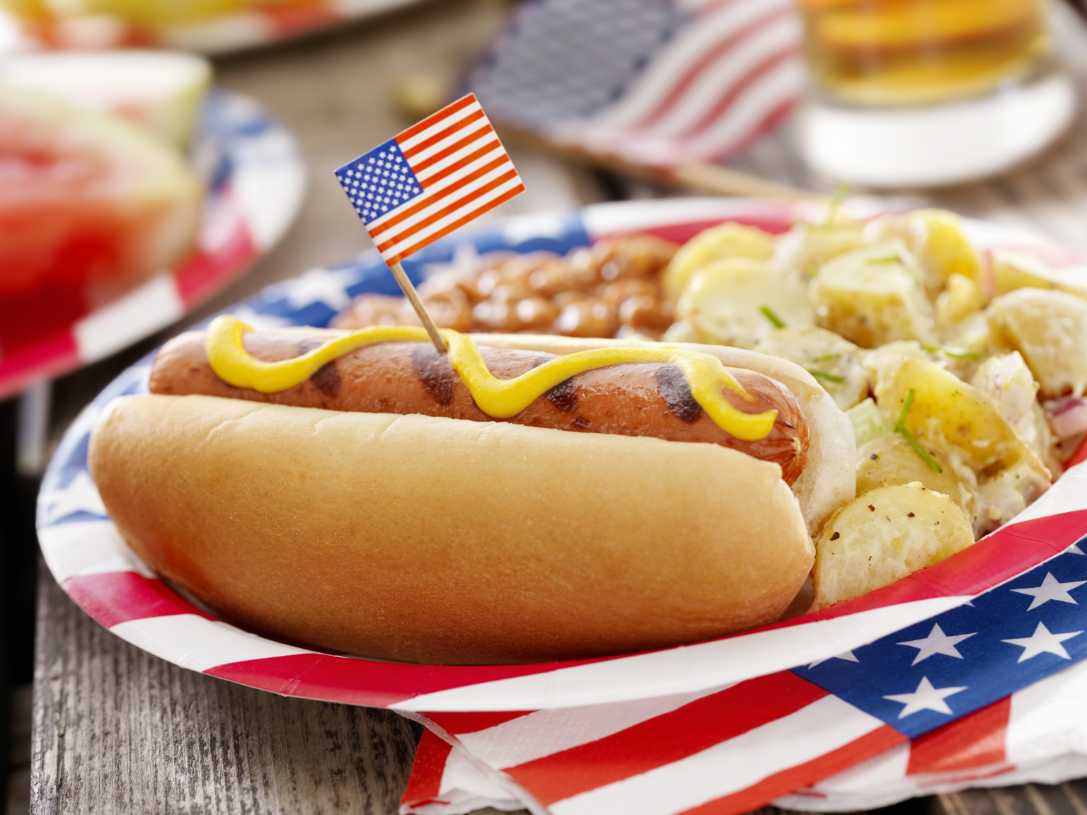 o-JULY-4TH-DINING-facebook.jpg