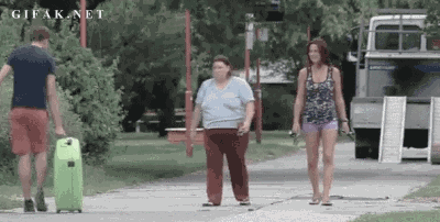 8dAFStj.gif