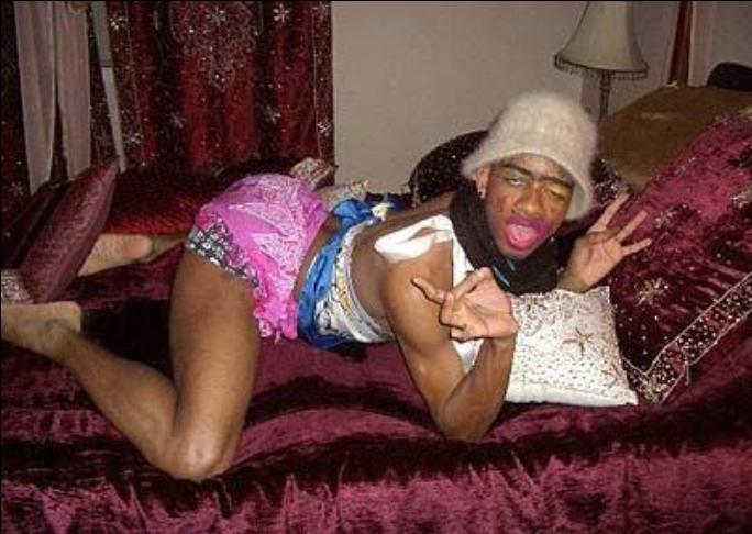 andre-the-hooker-in-the-seedy-hotel-room.jpg