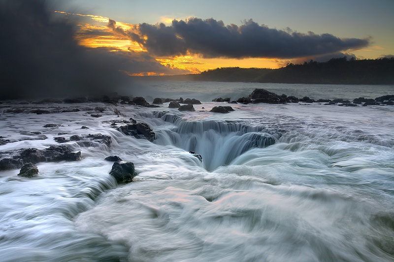 maelstrom-kauai-hawaii-2.jpg