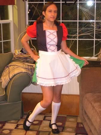 barmaid1.jpg