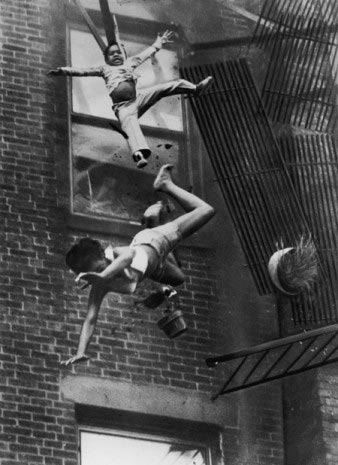woman_and_girl_falling.jpg