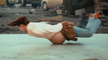 1234798512_pregnant_woman_break_dancing.gif