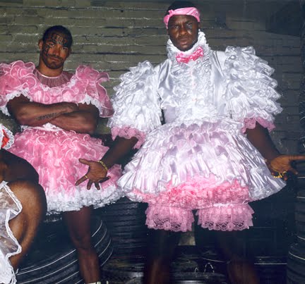 Men+in+Frills+2.jpg