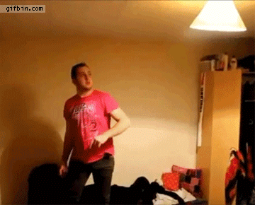 1387977069_girl_gets_accidentally_kicked_in_the_face.gif