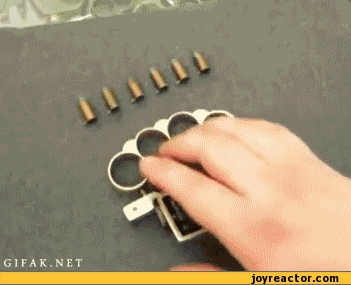 gif-geek-weapon-wow-547922.gif