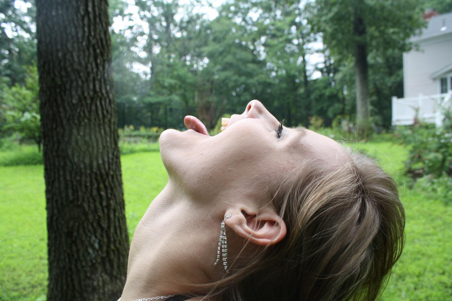 raindrops_on_my_tongue_by_keysinmind.jpg