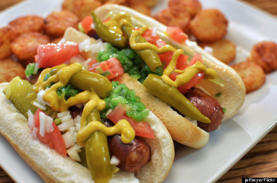 o-CHICAGO-STYLE-HOT-DOG-570.jpg