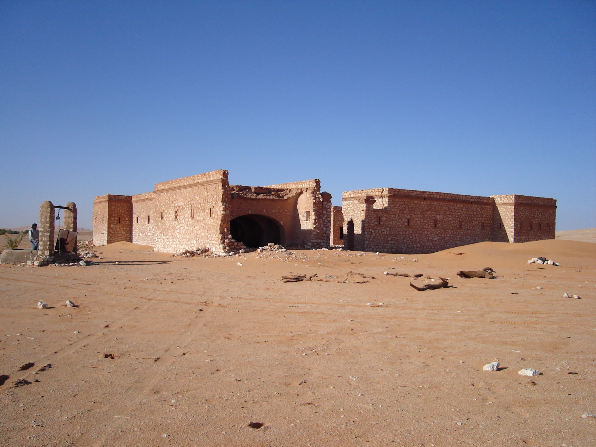 fort-de-hassi-inifil.jpg