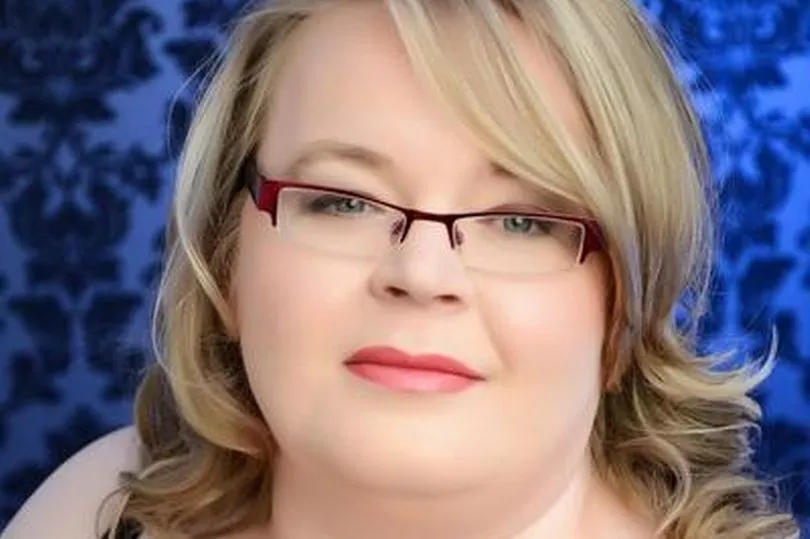 PAY-SuzyCairnsTwitter.jpg
