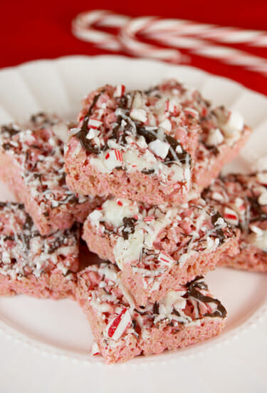 Peppermint-Bark-Rice-Krispie-Treats-Vert.jpg