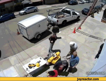 gif-ladder-fall-fail-844456.gif
