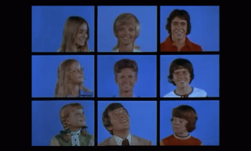 brady-bunch-the-season-five.gif