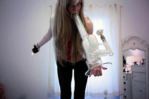 tumblr_m55s4c1EZp1r58n73o1_500.jpg