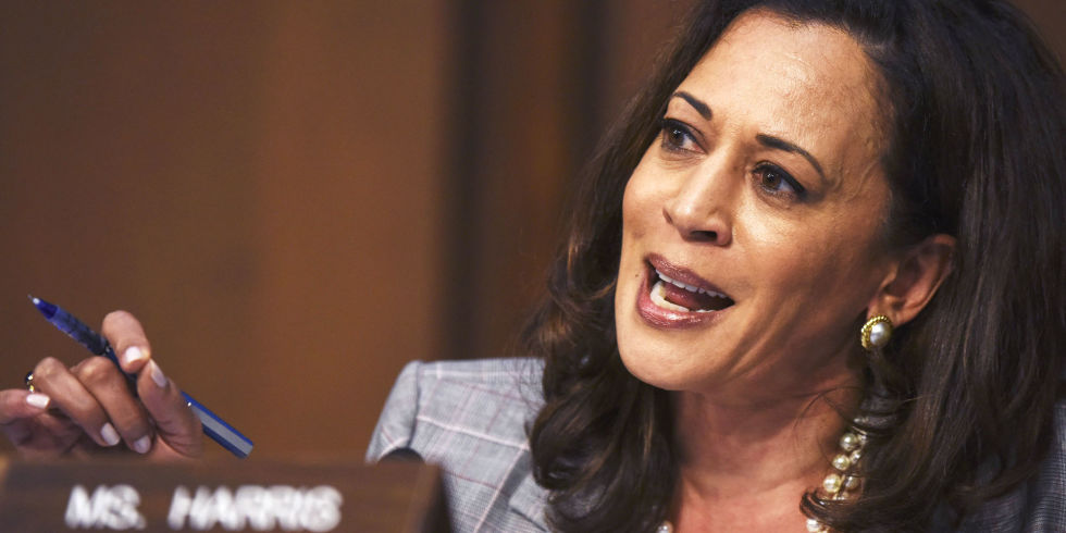 landscape-1497473591-elle-kamala-harris-jeff-sessions.jpg