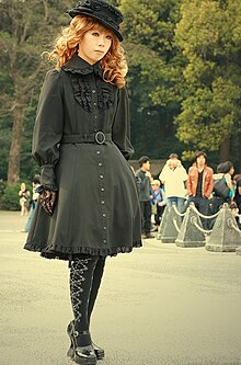 220px-Black_lolita.jpg
