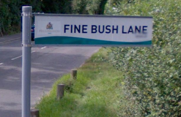Fine%20Bush%20Lane,%20Ruislip