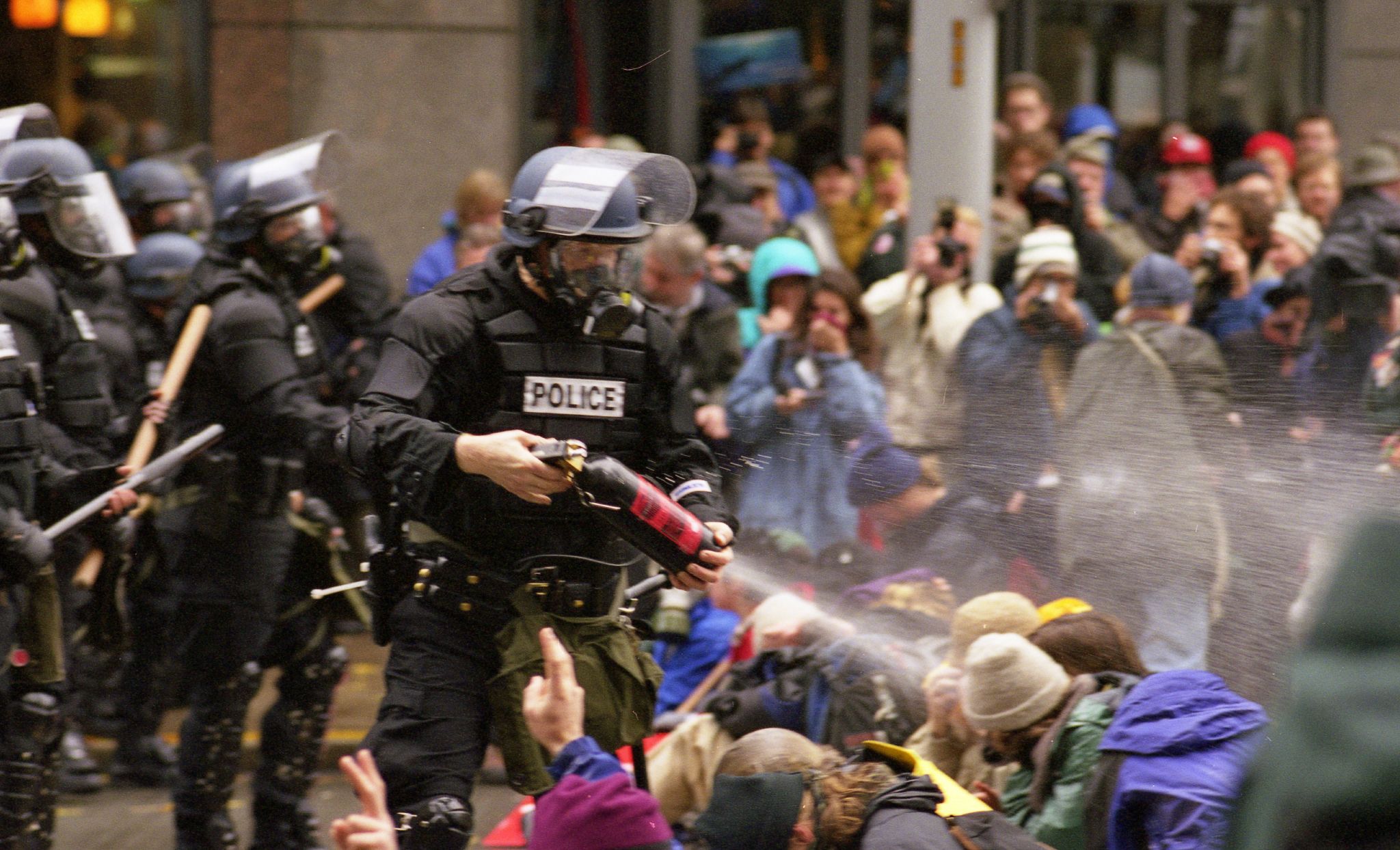 WTO_protests_in_Seattle_November_30_1999.jpg