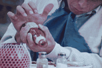 2867b3b160fd8d0cc3546cce749c72ec.gif