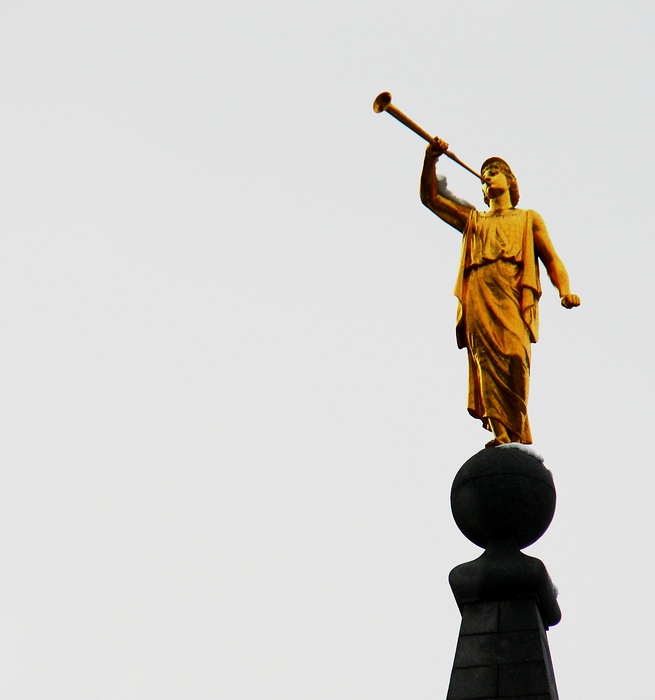 angel-moroni-on-top-of-salt-lake-temple1.jpeg