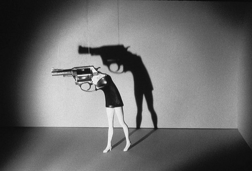 walkinggun.jpg