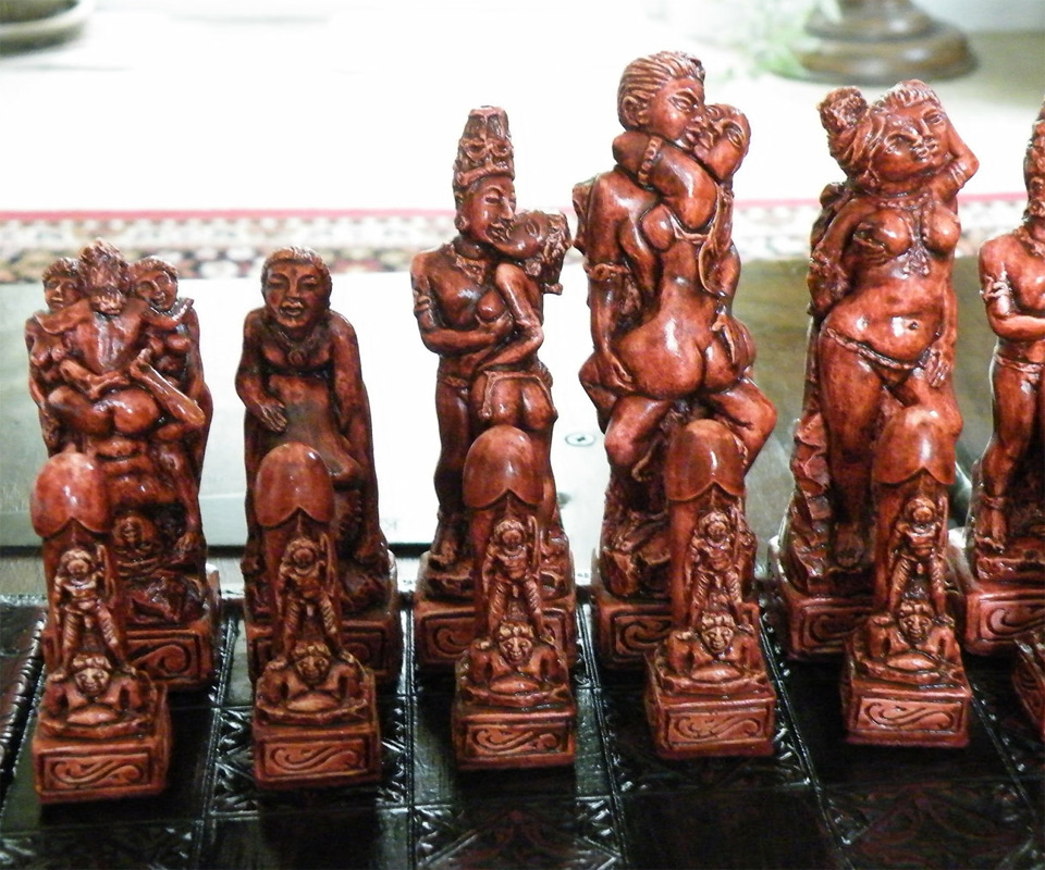 kama-sutra-chess-pieces-nsfw-4062.jpg