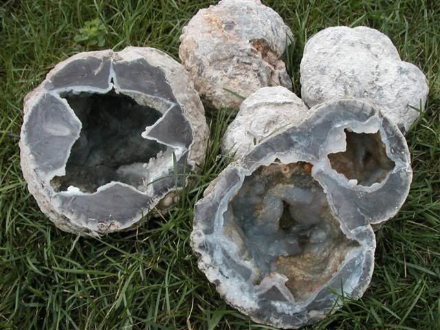 ChocolateGeodes2Small.jpg
