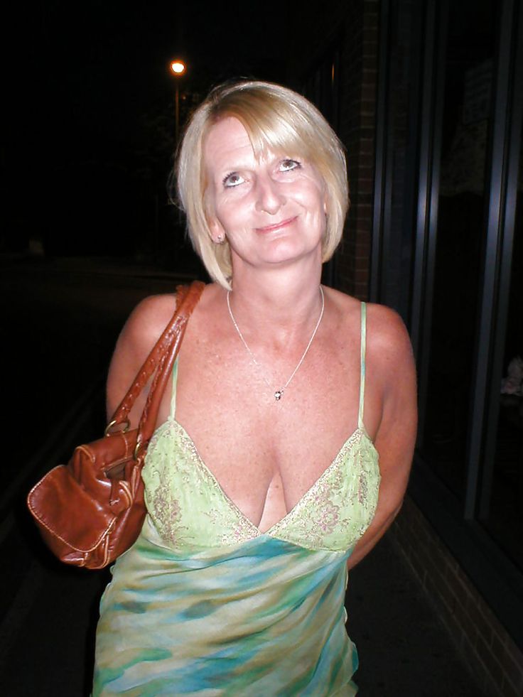 ce35dcd87b9e1ba2f3bec0d48dfb16f6--older-women-bold.jpg