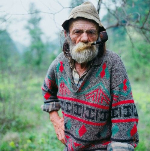 e5ab446c3b2d29d33ef59540e68d10cc--man-sweater-mountain-man.jpg