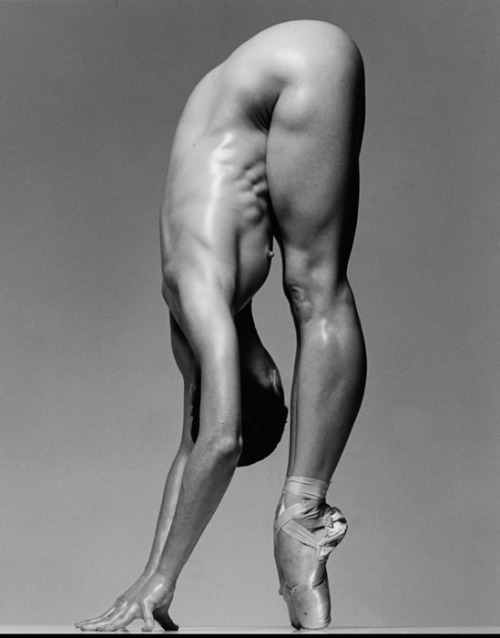 tumblr_lny9poMq5O1qk9cr0o1_500.jpg