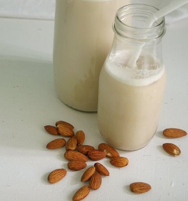 almond-milk.jpg