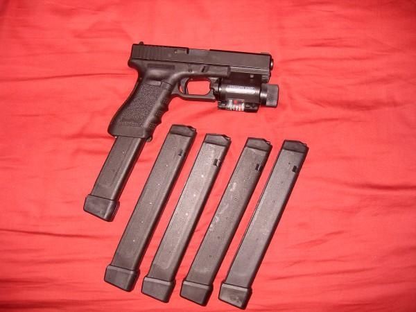 Glock_22_40cal.jpg