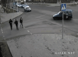 P9TUMYW.gif