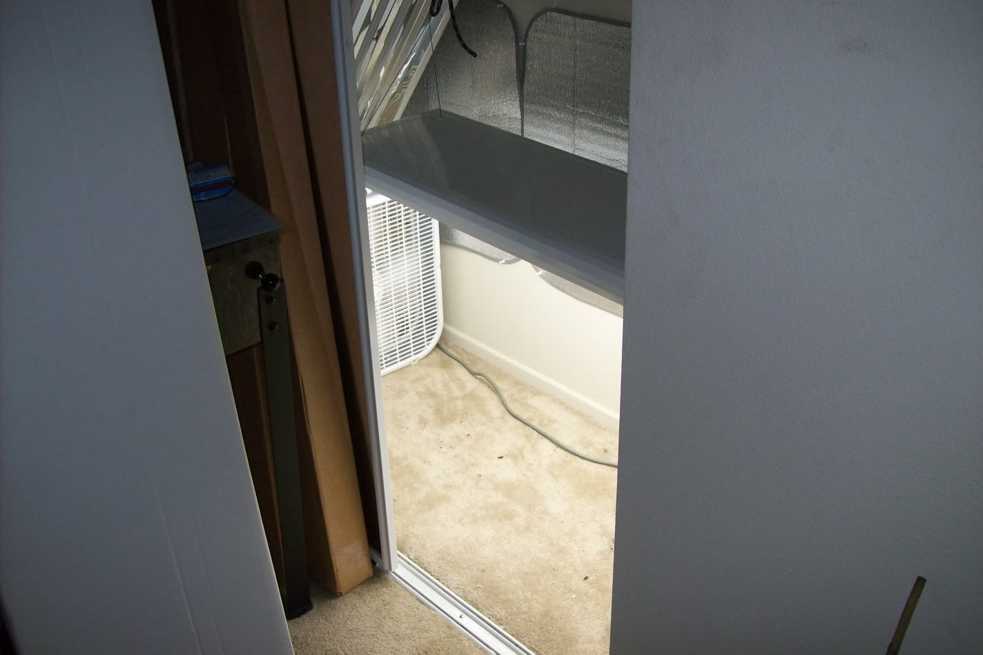 growroom004.jpg