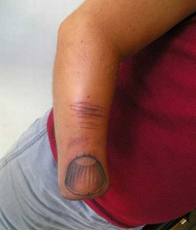 creative-amputee-tattoo.jpg