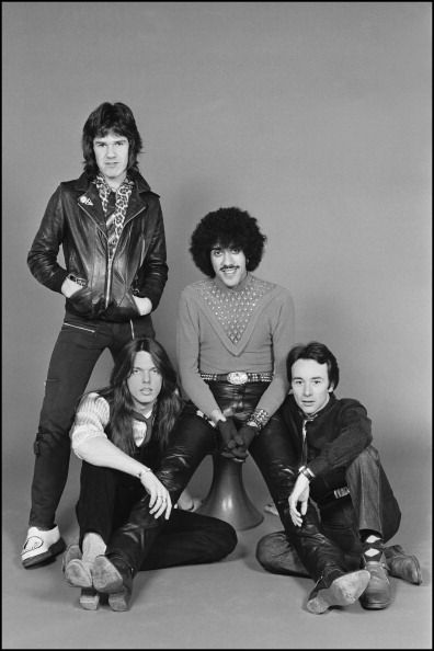 bcdf3d96b5ec2e3c504123b81da4298a--thin-lizzy-lp.jpg