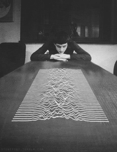 tumblr_mraap0cyQk1rlc6o7o1_r1_500.gif