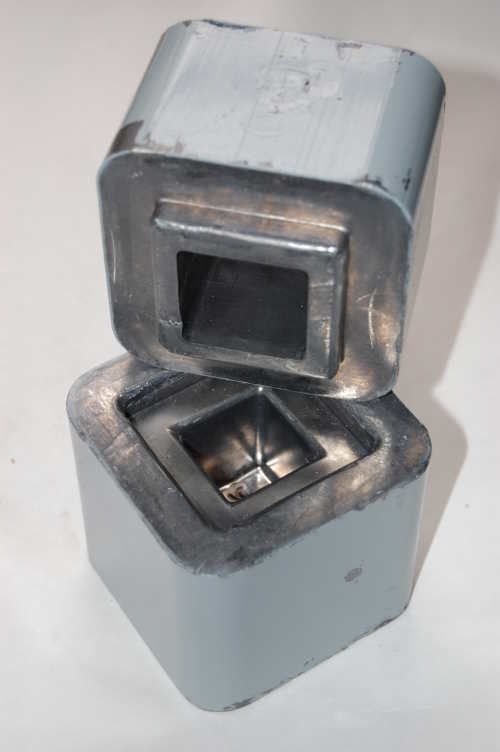 greyCube.JPG