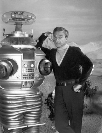 Lost_in_Space_Jonathan_Harris_%26_Robot_1967.jpg