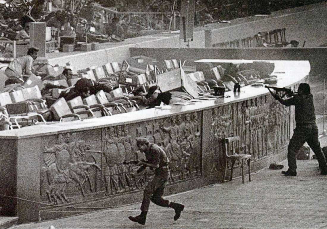 Sadat-assassinated.jpg