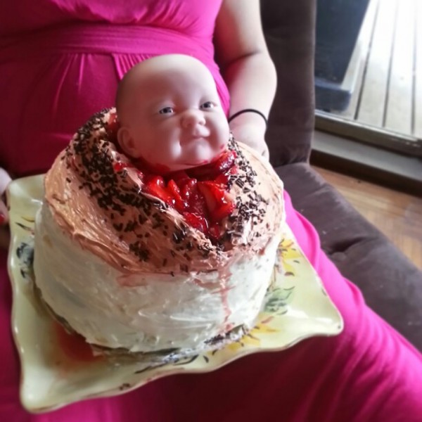 5f7a0a8e065967556a75844834887bad-600x600.jpg