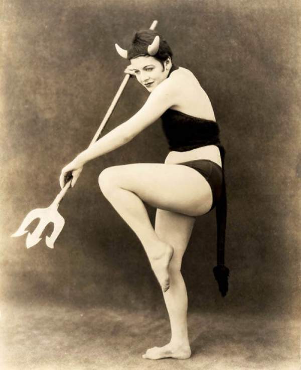 vintage-halloween16.jpg
