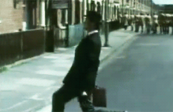 tumblr_mggputSMyu1qc2bleo1_250.gif