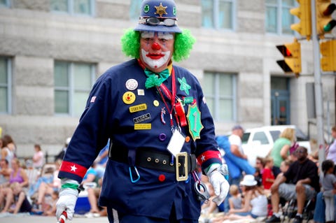 clown-cop.jpg