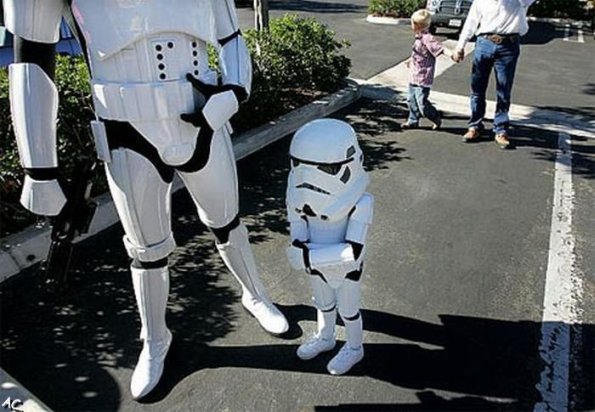 best-stormtrooper-costume-ever-cute.jpg