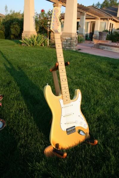 StevesStrat1097.jpg