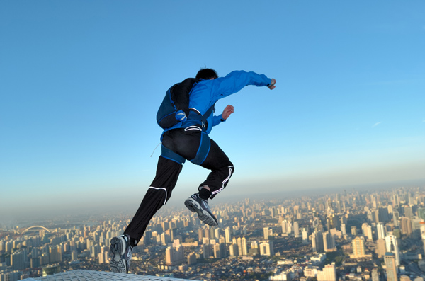 climb%20thailand%20base%20jump%201.jpg