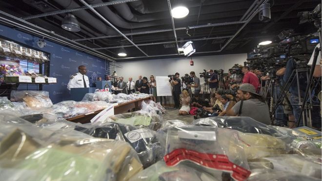 _89821724_torontopolice.jpg